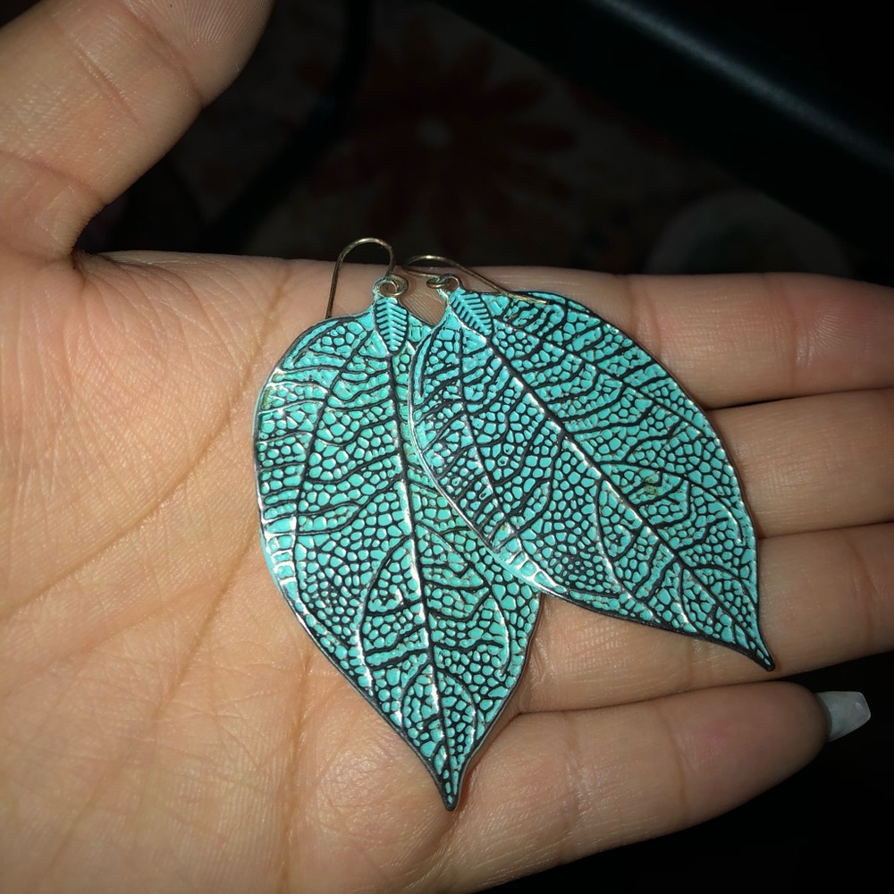 Leaf earrings